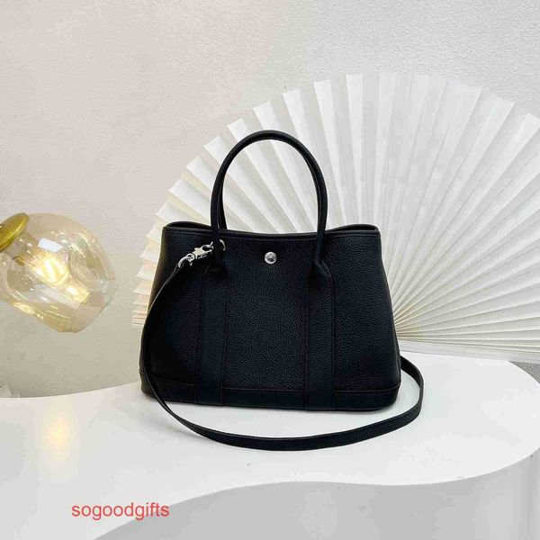 h ermes h gardens bag handbag designer bag garden party bags women crossbody tote handbags 2023 autumn and winter new togo lay with real log 
h ermes h gardens bag handbag designer bag garden party bags women crossbody tote handbags 2023 autumn and winter new togo lay with real log