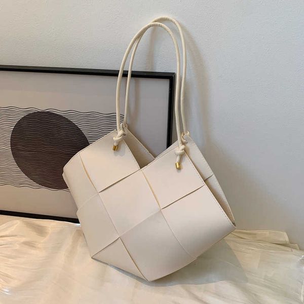 bottess bag venetas fashion underarm women's woven 2022 new spring and summer linghetuo fashion net red one shoulder women
bottess bag venetas fashion underarm women's woven 2022 new spring and summer linghetuo fashion net red one shoulder women