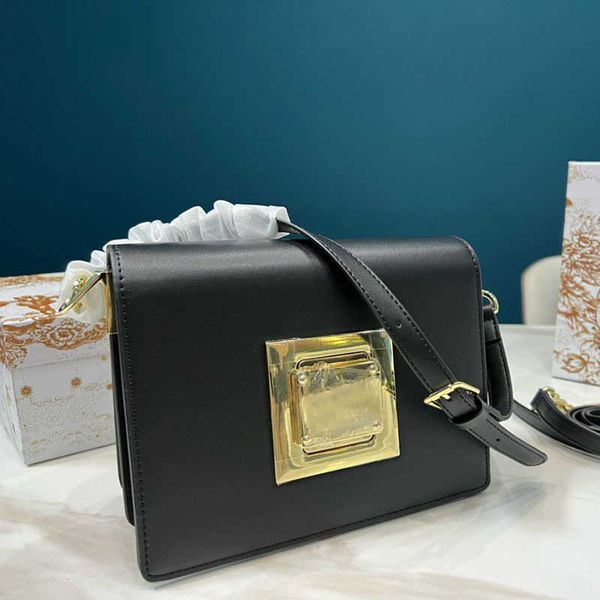 shoulder bags designer crossbody bags women handbags luxury leather square handbag fashion flap lady messenger bag purses 221013
shoulder bags designer crossbody bags women handbags luxury leather square handbag fashion flap lady messenger bag purses 221013