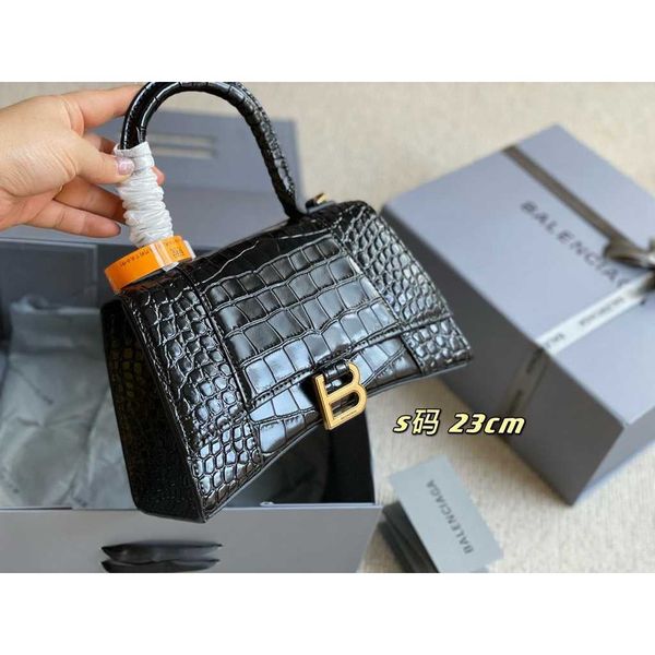 designer handbags messenger bags tote purse 2022 hourglass upgrade backpacks shoulder crossbody layy
designer handbags messenger bags tote purse 2022 hourglass upgrade backpacks shoulder crossbody layy