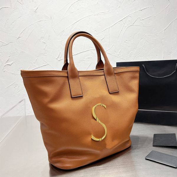 gaby oversize shopping bags designers mens womens totes large capacity plaid handbags purses hardware letter with real leather
gaby oversize shopping bags designers mens womens totes large capacity plaid handbags purses hardware letter with real leather
