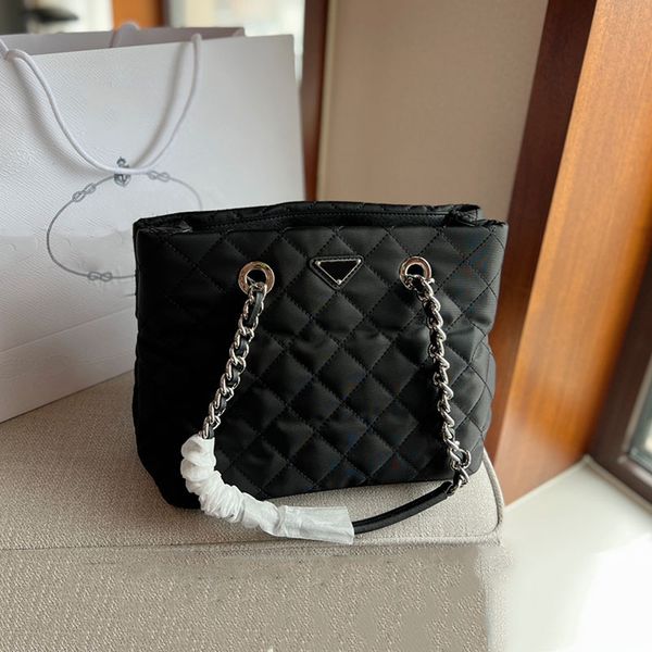 shoulder shopping bags nylon women underarm quilting chain handbags lady mummy bag large capacity waterproof crossbody handbag purse super s
shoulder shopping bags nylon women underarm quilting chain handbags lady mummy bag large capacity waterproof crossbody handbag purse super s