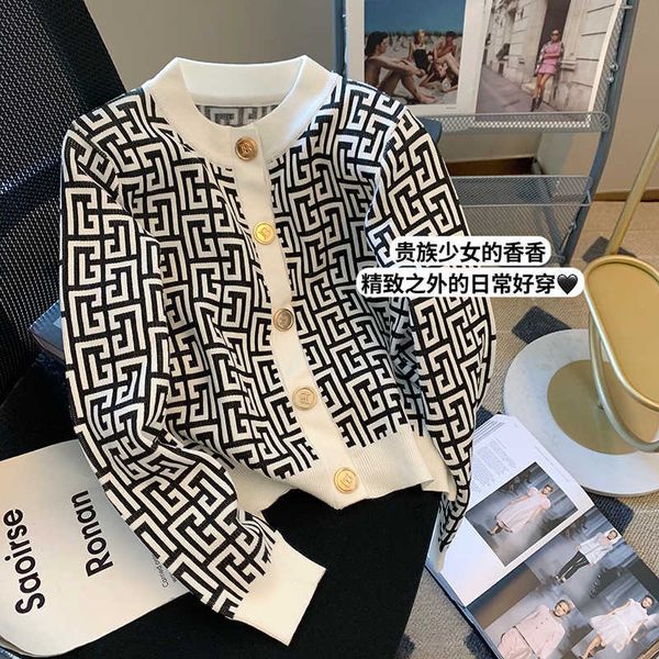 women's knits tees autumn golden button sweater women knitting 2022 new street casual womens cardigan long sleeve round neck pull femme, White
women's knits tees autumn golden button sweater women knitting 2022 new street casual womens cardigan long sleeve round neck pull femme, White