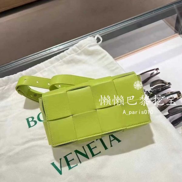 leather bottegas bag venetas knotted designer handbag cassette eight grid matte woven waist bag men and women original quality fashion bags
leather bottegas bag venetas knotted designer handbag cassette eight grid matte woven waist bag men and women original quality fashion bags