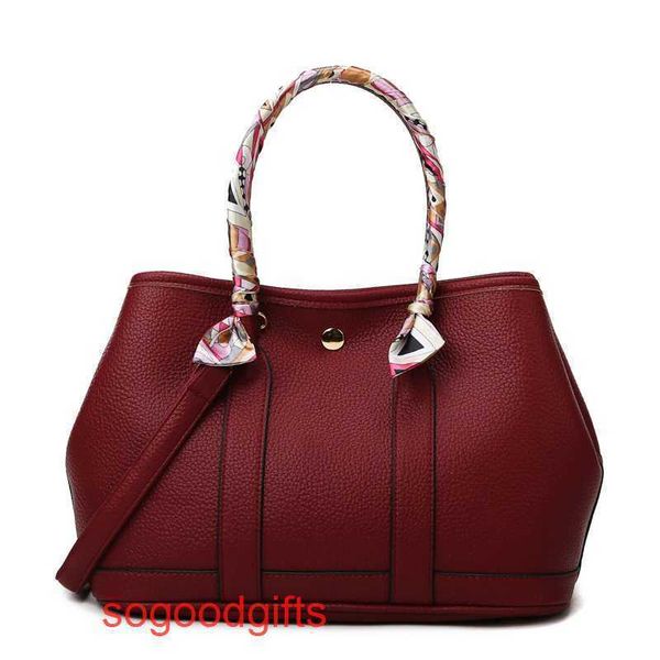 h handbags deigner bag garden party women crobody tote andbag 2023 new portable bag tote women garden shopping wedding bbe 361r
h handbags deigner bag garden party women crobody tote andbag 2023 new portable bag tote women garden shopping wedding bbe 361r