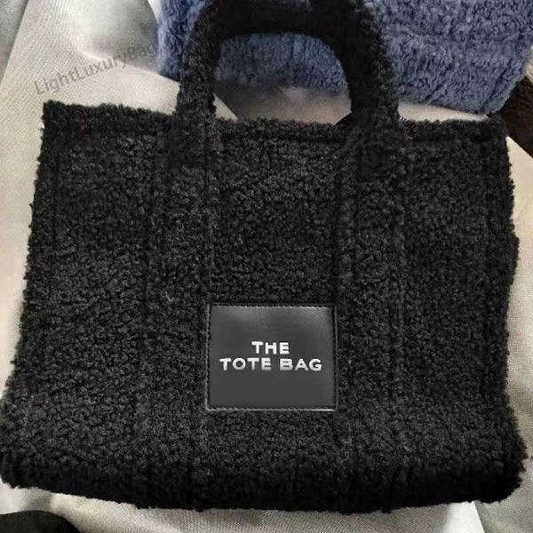 tb tote bag designer leather high capacity handbag quality crossbody for women classic famous brand shopping purses 220319
tb tote bag designer leather high capacity handbag quality crossbody for women classic famous brand shopping purses 220319
