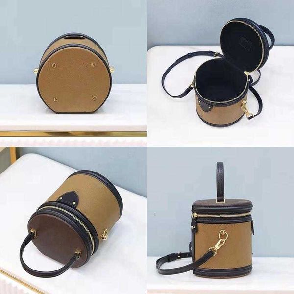 bucket bag leather shoulder classic designers messenger cosmetic bags lady sylvie handbag
bucket bag leather shoulder classic designers messenger cosmetic bags lady sylvie handbag
