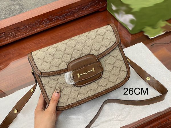 luxury brand shoulder bags women handbag purses designer bag classic letters tote crossbody purse
luxury brand shoulder bags women handbag purses designer bag classic letters tote crossbody purse
