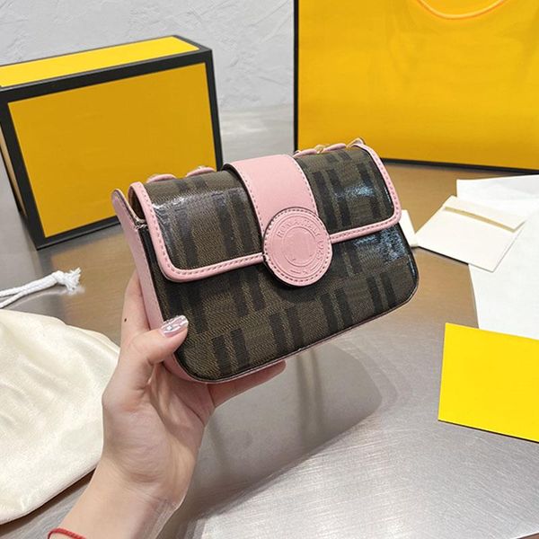 small baguette handbag underarm bag chain crossbdoy bags ladies shoulder handbags embossed letters old flower wallet genuine leather 2022
small baguette handbag underarm bag chain crossbdoy bags ladies shoulder handbags embossed letters old flower wallet genuine leather 2022