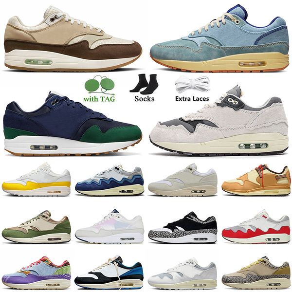 2023 max 1 og running shoes patta waves 1s 87 white black tour yellow travis fragment crepe hemp dirty denim women mens trainers sneakers si
2023 max 1 og running shoes patta waves 1s 87 white black tour yellow travis fragment crepe hemp dirty denim women mens trainers sneakers si