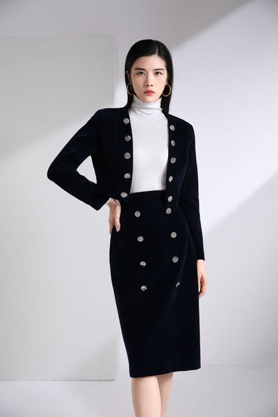 high-quality office lady classic suits buttons decorative velvet blend blazer and high waist hip skirt, White;black
high-quality office lady classic suits buttons decorative velvet blend blazer and high waist hip skirt, White;black