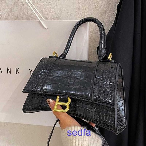 designer bags luxury balencigas genuine leather ladies shoulder handbag fashion one shoulder bag female hourglass crocodile patter
designer bags luxury balencigas genuine leather ladies shoulder handbag fashion one shoulder bag female hourglass crocodile patter