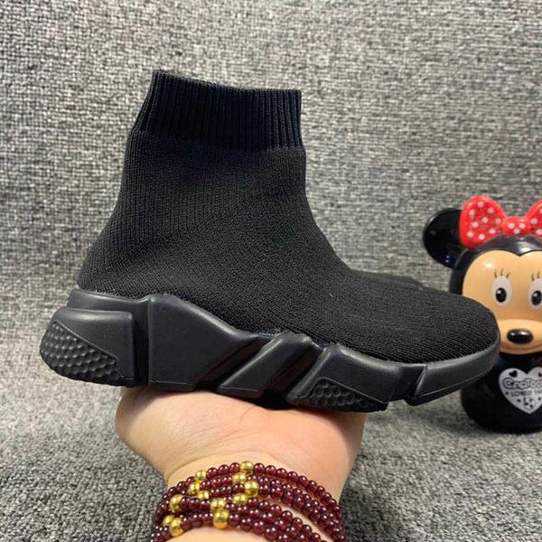gilrs speed trainer sock shoes designer toddler sneakers fashion luxury paris boys triple black white red oreo stretch-knit eur 24-35
gilrs speed trainer sock shoes designer toddler sneakers fashion luxury paris boys triple black white red oreo stretch-knit eur 24-35