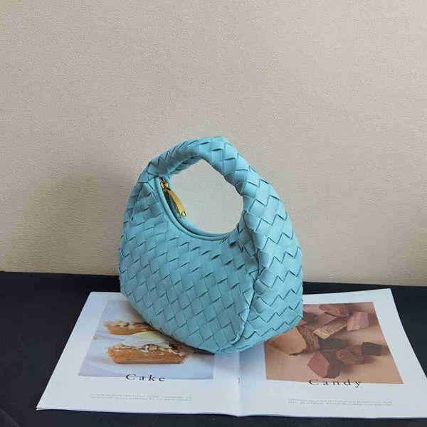 venetas bags luxurys woven bottegas 2022 fashion -held women's croissant personalized hand carry underarm bag
venetas bags luxurys woven bottegas 2022 fashion -held women's croissant personalized hand carry underarm bag