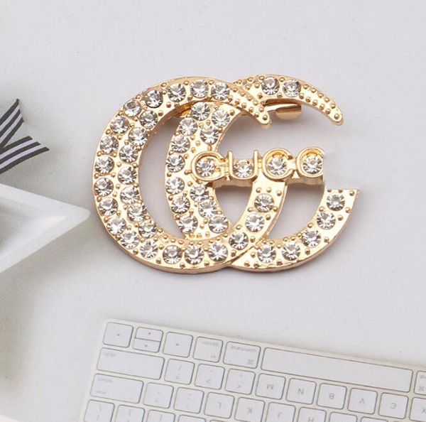 designers 23ss 2color ggity brooches fashion brand letters 18k gold plated brooch vintage suit pin small sweet wind jewelry accessories wedd, Gray
designers 23ss 2color ggity brooches fashion brand letters 18k gold plated brooch vintage suit pin small sweet wind jewelry accessories wedd, Gray