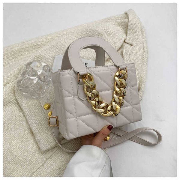 2022 new brand plaid square tote bag summer women pu leather designer handbag luxury shoulder messenger bag
2022 new brand plaid square tote bag summer women pu leather designer handbag luxury shoulder messenger bag