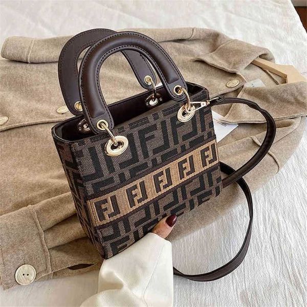 shoulder bags explosive models handbags portable net red printed letter factory direct sales 75% off
shoulder bags explosive models handbags portable net red printed letter factory direct sales 75% off