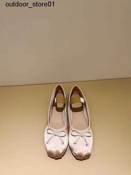 dress shoes designer miu bowknot flat bottom ballet shoes straight ribbon silk single shoe new mary jane women sneakers, Black
dress shoes designer miu bowknot flat bottom ballet shoes straight ribbon silk single shoe new mary jane women sneakers, Black