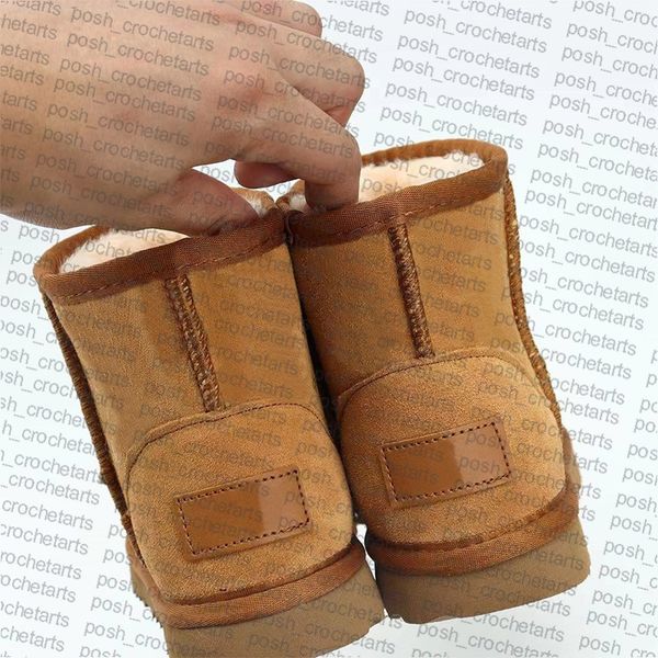 classic snow boots sold with box genuine leather booties for mum and kids matching shoes winter footwares, Black
classic snow boots sold with box genuine leather booties for mum and kids matching shoes winter footwares, Black