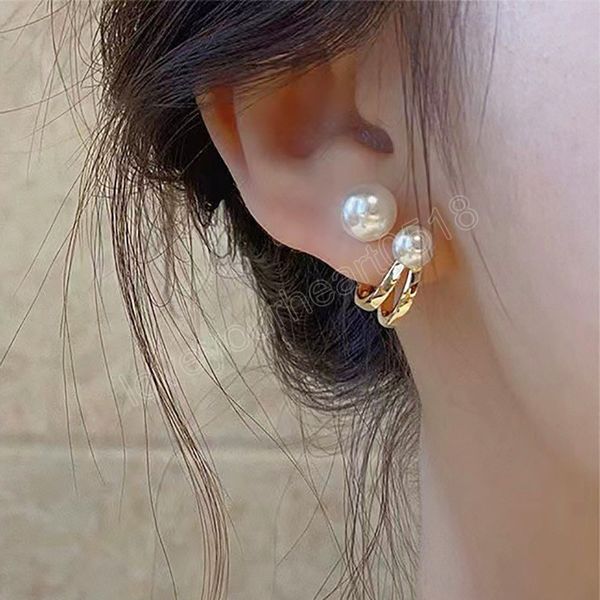 simple gold color pearl stud earrings for woman korean fashion jewelry wedding jewelry female sweet accessories, Golden;silver
simple gold color pearl stud earrings for woman korean fashion jewelry wedding jewelry female sweet accessories, Golden;silver