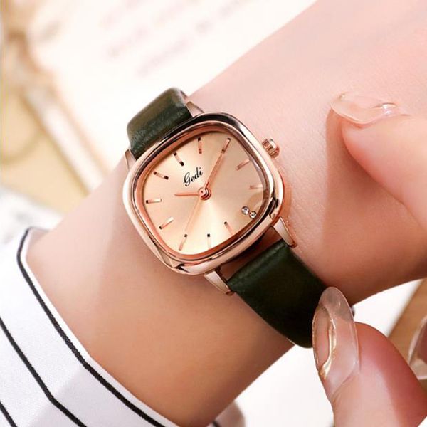 gedi 2022 new vintage square small square dial simple fashion generous belt quartz watch women's gift 21027, Slivery;golden
gedi 2022 new vintage square small square dial simple fashion generous belt quartz watch women's gift 21027, Slivery;golden