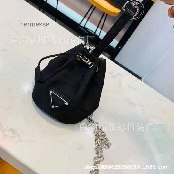 evening bags prads designer mini bag new chain bag crossbody one shoulder drawstring bucket bag wallet key handbags
evening bags prads designer mini bag new chain bag crossbody one shoulder drawstring bucket bag wallet key handbags