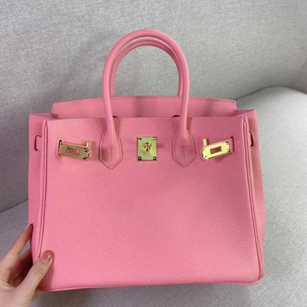 bag togo cowhide fashion versatile large capacity handbag messenger single shoulder 2022 leather women
bag togo cowhide fashion versatile large capacity handbag messenger single shoulder 2022 leather women