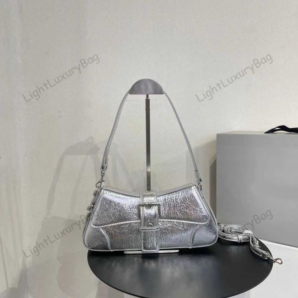 5a retro subaxillary bag designer leather shoulder light luxury crossbody for fashion handbag women classic famous brand shopping purses2202
5a retro subaxillary bag designer leather shoulder light luxury crossbody for fashion handbag women classic famous brand shopping purses2202