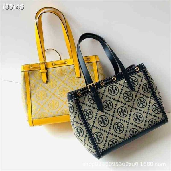 designer torysburchs small handbags 2022 jacquard fashion trend high capacity tote shopping mommy shoulder crossbody bag
designer torysburchs small handbags 2022 jacquard fashion trend high capacity tote shopping mommy shoulder crossbody bag