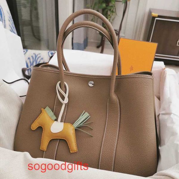 designer herme bag garden party bags women crossbody tote handbags 2022 new layer cowhide garden bag versatile one shoulder diagonal spa
designer herme bag garden party bags women crossbody tote handbags 2022 new layer cowhide garden bag versatile one shoulder diagonal spa