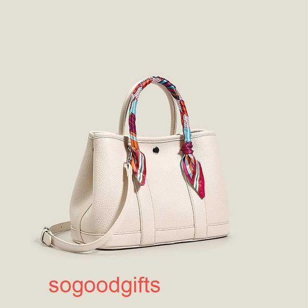 designer herme bag garden party s women crossbody tote handbags 2022 new fashion garden bag women's large capacity bucket one shoulde
designer herme bag garden party s women crossbody tote handbags 2022 new fashion garden bag women's large capacity bucket one shoulde