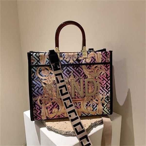 60% off 2023 designer bag bags women's hand large single messenger graffiti color painting printing
60% off 2023 designer bag bags women's hand large single messenger graffiti color painting printing