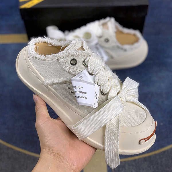 2022 designer smilerepublic casual shoes canvas smile republic chunk canvas sneakers low women men tassels trainer stars loves thick rubber
2022 designer smilerepublic casual shoes canvas smile republic chunk canvas sneakers low women men tassels trainer stars loves thick rubber