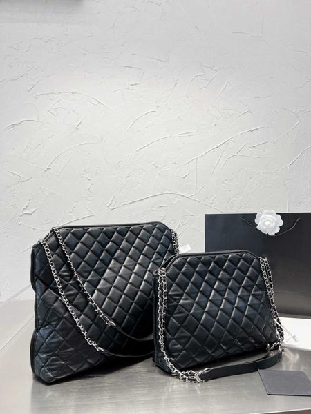 fall 2022 women's handbag tote designer shoulder bags luxury crossbody bag fashion purse shopping bag leather rhomb grain chain black l
fall 2022 women's handbag tote designer shoulder bags luxury crossbody bag fashion purse shopping bag leather rhomb grain chain black l