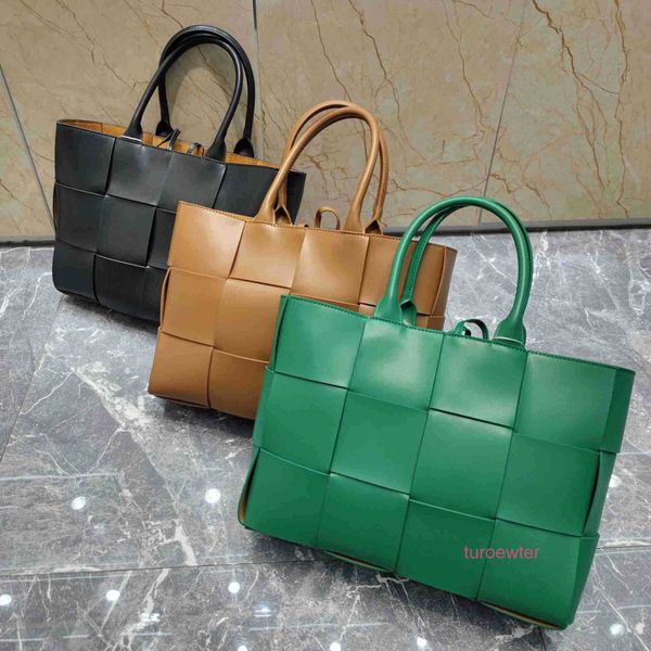 venetas handbags bottegas designer large tote bags casual autumn and winter 2022 new style leather hand woven large bag cow solid commuter c
venetas handbags bottegas designer large tote bags casual autumn and winter 2022 new style leather hand woven large bag cow solid commuter c