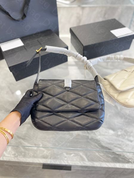 2022 luxury designer shoulder bags women's handbag wallet large capacity diamond lattice purse messenger chain leather crossbody bag
2022 luxury designer shoulder bags women's handbag wallet large capacity diamond lattice purse messenger chain leather crossbody bag