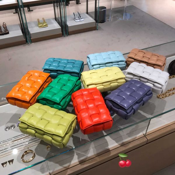 designer bags luxury bottegas bag venetas handbag bvasset woven pillow bag square women's original quality fashion brand high level sho
designer bags luxury bottegas bag venetas handbag bvasset woven pillow bag square women's original quality fashion brand high level sho