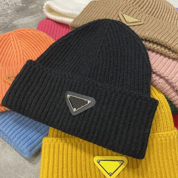 luxury designer ear muffs men and women fashion design knit hats fall woolen cap letter jacquard warm hat for christmas gifts, Blue;gray
luxury designer ear muffs men and women fashion design knit hats fall woolen cap letter jacquard warm hat for christmas gifts, Blue;gray
