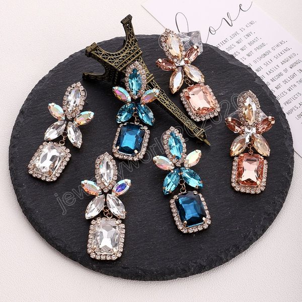 sparkly colorblock rhinestone square dangle earrings for women fashion crystal flower jewelry celebrate event accessories, Silver
sparkly colorblock rhinestone square dangle earrings for women fashion crystal flower jewelry celebrate event accessories, Silver