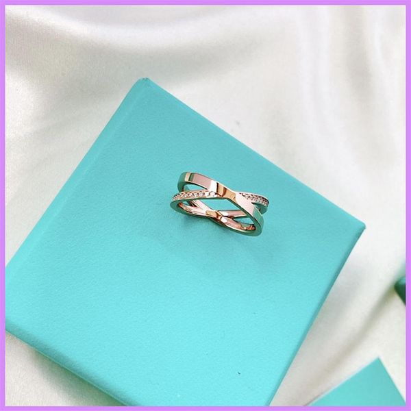 2021 new fashion women overlapping ring luxury designer jewelry with dimond casual ladies rings s925 sterling silver rose gold d2110157192h
2021 new fashion women overlapping ring luxury designer jewelry with dimond casual ladies rings s925 sterling silver rose gold d2110157192h