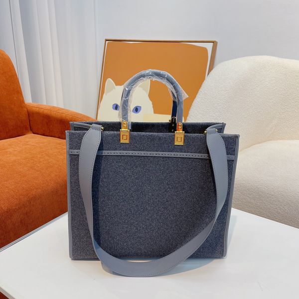 totes bags the tote bag handbag shoulder bags women designer fashion clutch casual canvas handbags womens crossbody letter printing 230325
totes bags the tote bag handbag shoulder bags women designer fashion clutch casual canvas handbags womens crossbody letter printing 230325