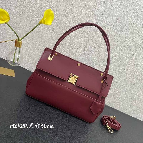 evening bag fation tote bag handbags chain clutch crossbody bags lady hobo twin set classic striped shoulder bag for women chains purse desi
evening bag fation tote bag handbags chain clutch crossbody bags lady hobo twin set classic striped shoulder bag for women chains purse desi