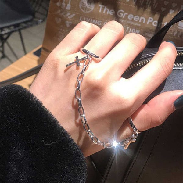 cluster rings silver color plated retro punk hip-hop cross ring hand finger chain adjustable rings jewelry gift for men women ring 2021 l221, Golden;silver
cluster rings silver color plated retro punk hip-hop cross ring hand finger chain adjustable rings jewelry gift for men women ring 2021 l221, Golden;silver