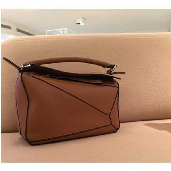 2023 luxury designer bag fashion tote shoulder canvas bags patchwork crossbody geometric handbag women contrast color cross body lady
2023 luxury designer bag fashion tote shoulder canvas bags patchwork crossbody geometric handbag women contrast color cross body lady