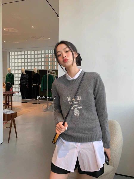 designers 2022 women sweaters clothing knit crow neck sweater letter long sleeve clothing pullover oversized45645, White;black
designers 2022 women sweaters clothing knit crow neck sweater letter long sleeve clothing pullover oversized45645, White;black