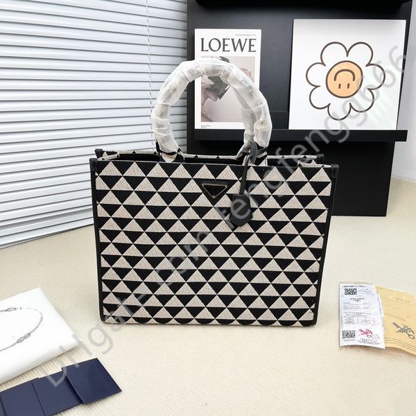fashion new casual tote bags women handbags shopping bag handbag canvas beach bag travel crossbody shoulder purses prad
fashion new casual tote bags women handbags shopping bag handbag canvas beach bag travel crossbody shoulder purses prad