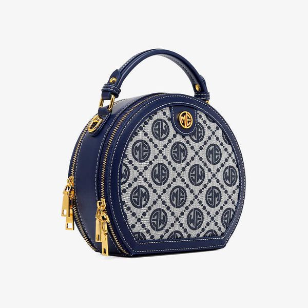 luxury leather handbags torysburchs designer bags 2022 leather luxury women's bag tb round cake small single shoulder messenger old can
luxury leather handbags torysburchs designer bags 2022 leather luxury women's bag tb round cake small single shoulder messenger old can