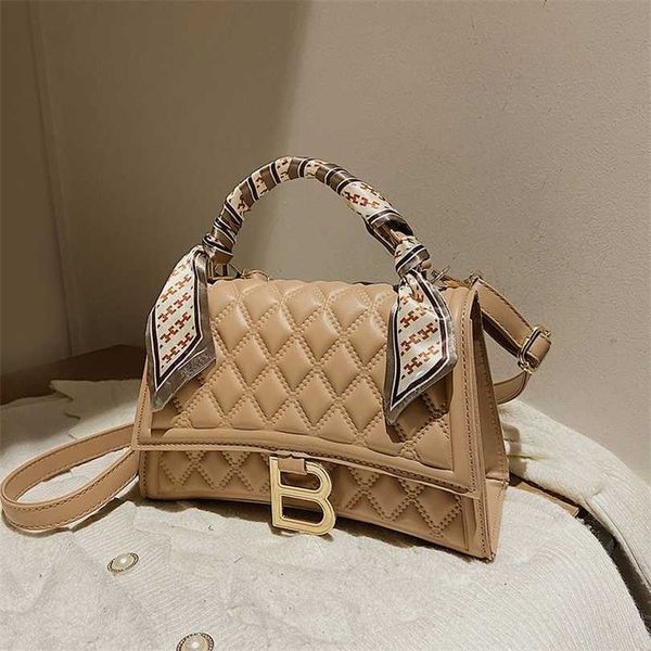 70% off 2023 designer bag hourglass leisure hand-held single messenger rhombic checkered small square women's
70% off 2023 designer bag hourglass leisure hand-held single messenger rhombic checkered small square women's