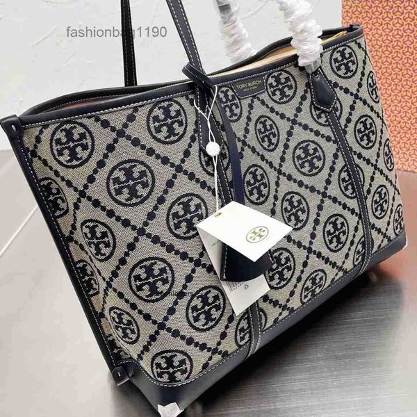 designer crossbody bags handbags t0rys bag tote women's net red same 2022 new womens big european and american fashion printed tote bag
designer crossbody bags handbags t0rys bag tote women's net red same 2022 new womens big european and american fashion printed tote bag