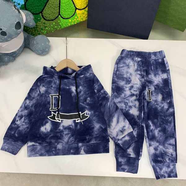 sets hoodies baby clothes girls boys tracksuits kids designer clothes with letters graffiti design sports loose outfit warm autumn and wint, White
sets hoodies baby clothes girls boys tracksuits kids designer clothes with letters graffiti design sports loose outfit warm autumn and wint, White